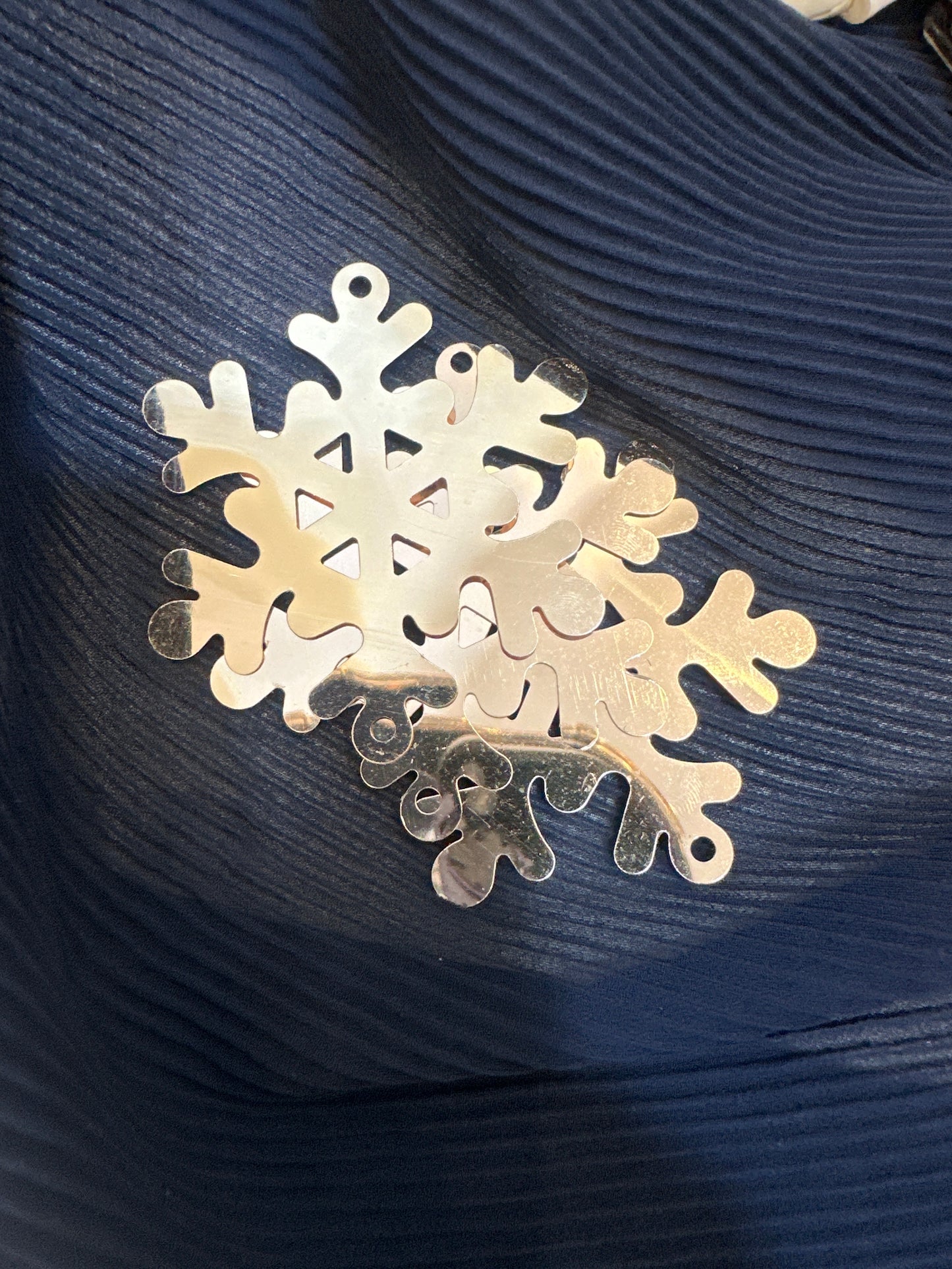 SNOW SHAPE SEQUIN APPLIQUE