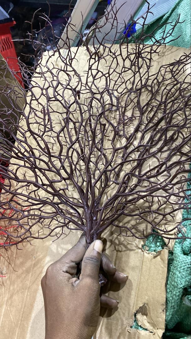 ARTIFICIAL TREE BRANCH APPLIQUE