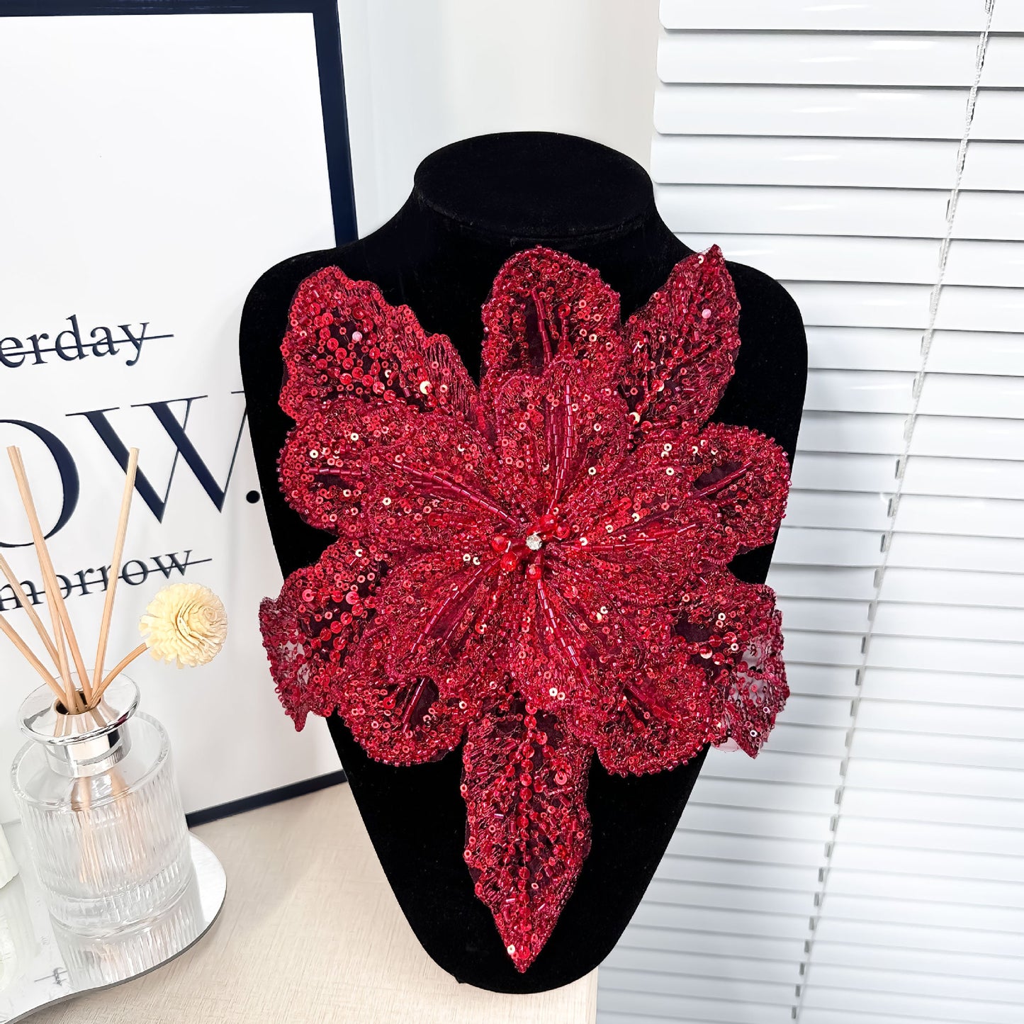 STARSTUD BEADED APPLIQUE