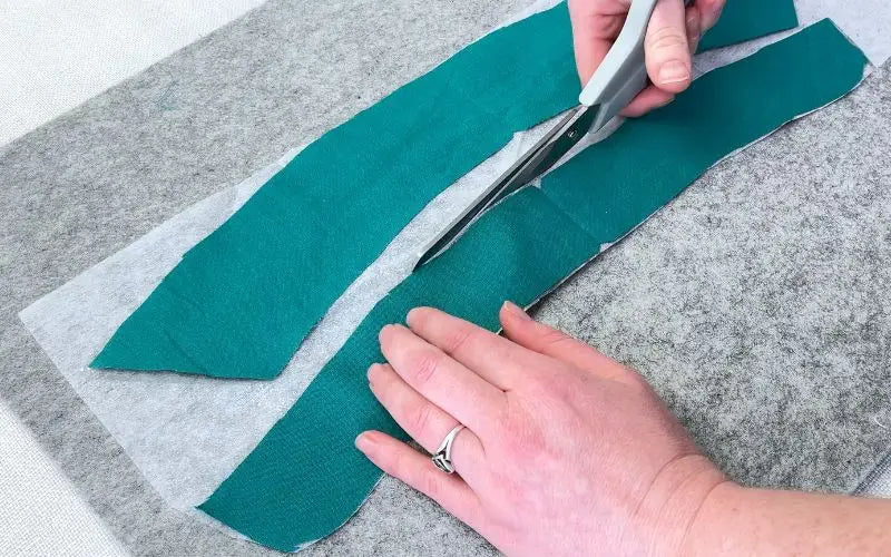 COLLAR STAY INTERFACING