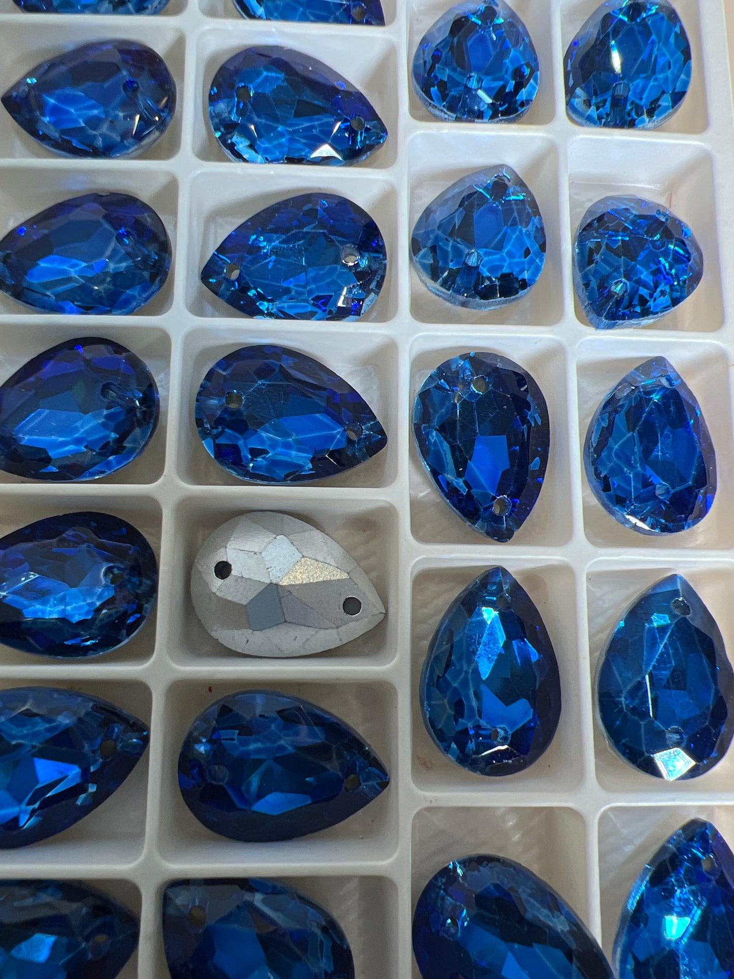 TEARDROP REAL CRYSTAL SEW ON 13 X 18MM REAL GLASS