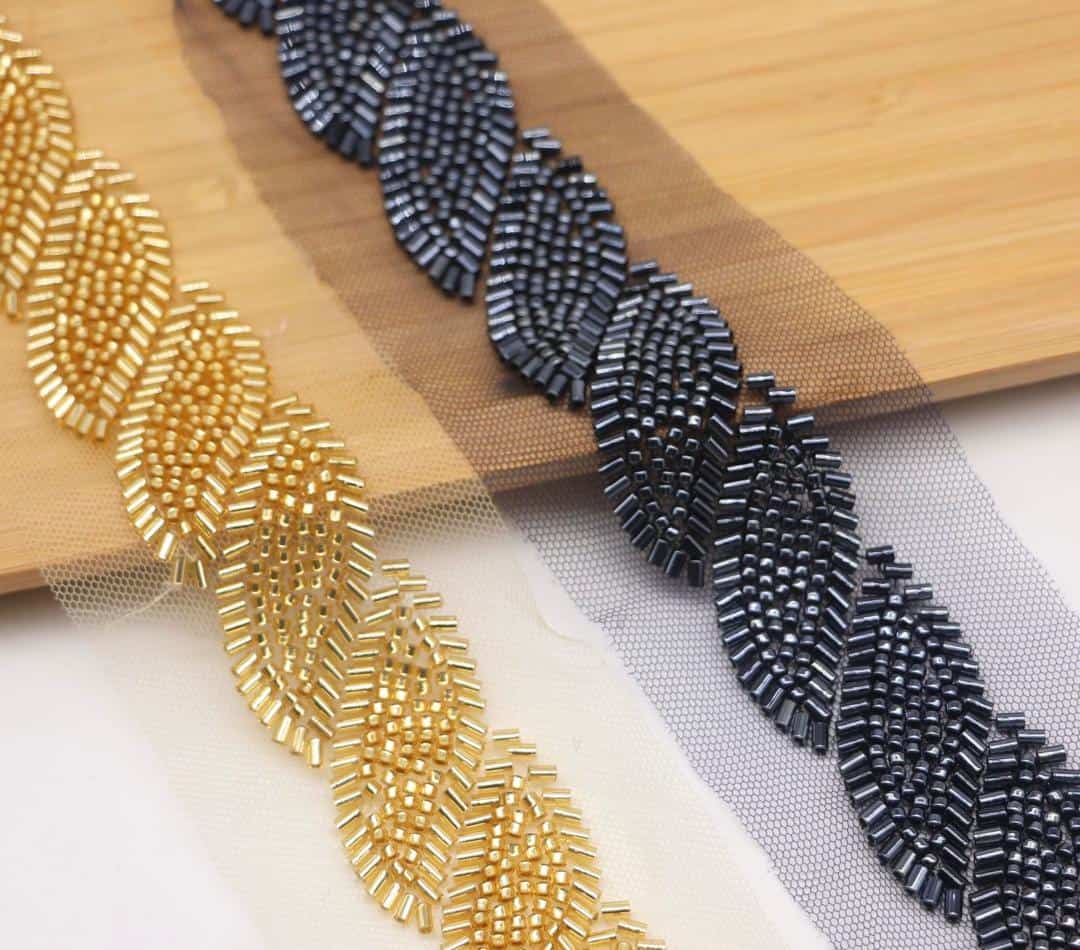 BEADED SPADE TRIMMING