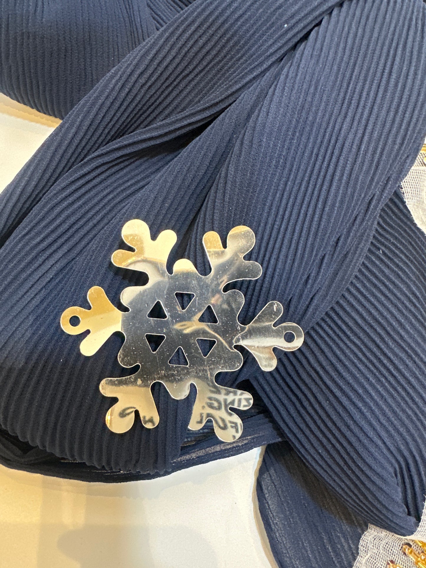 SNOW SHAPE SEQUIN APPLIQUE