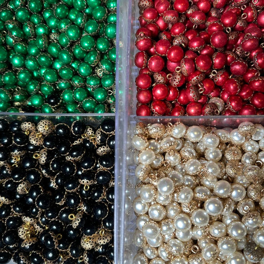 PEARL BUTTON WITH CROWN