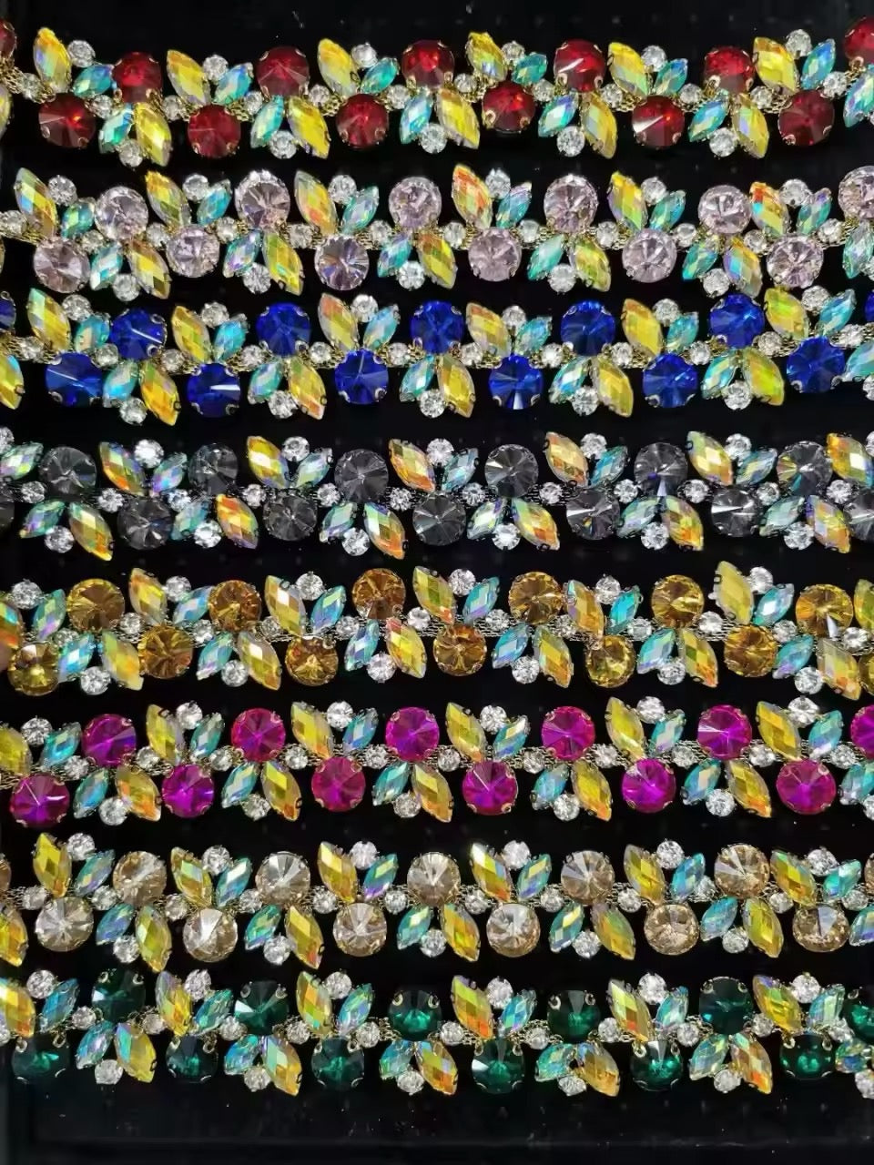 CRYSTAL LUXE REAL GLASS TRIMMING