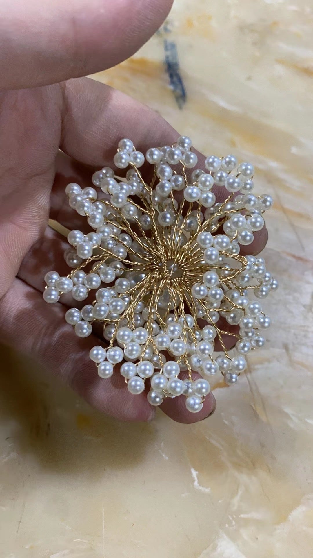 WIRED PEARL APPLIQUE