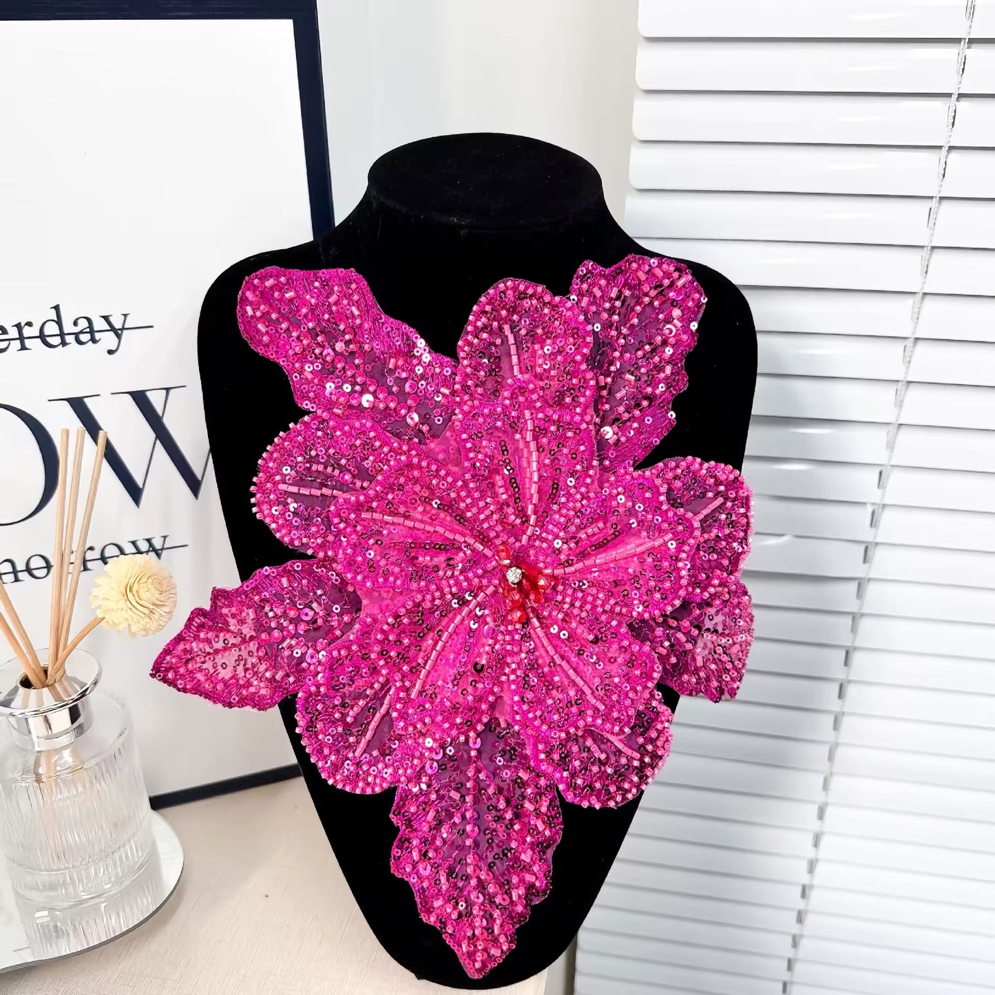 STARSTUD BEADED APPLIQUE