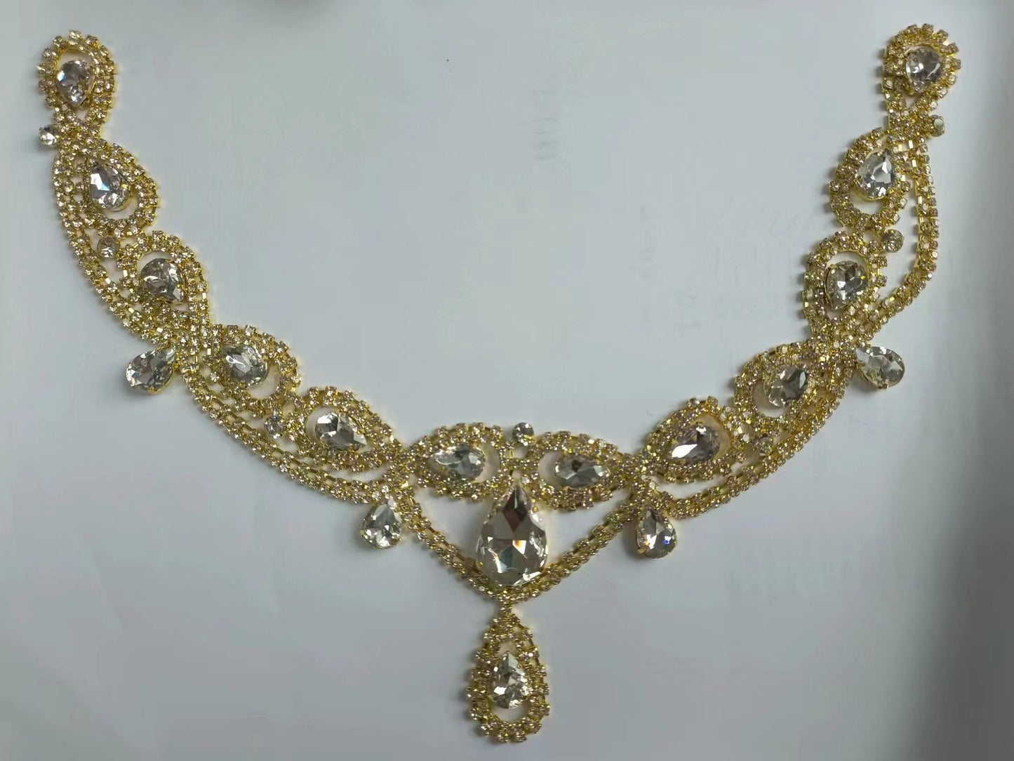 RHINESTONE DROP CRYSTAL BRIDAL NECKLINE