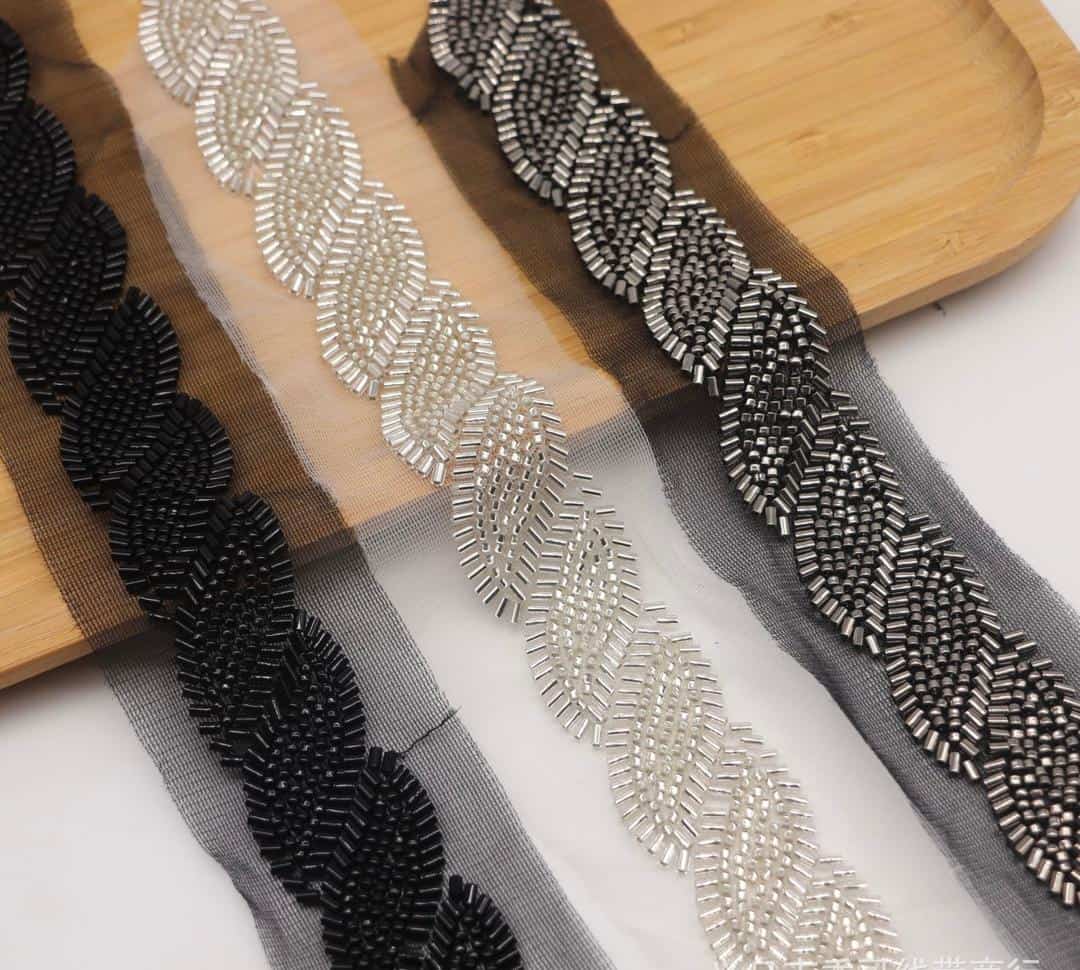 BEADED SPADE TRIMMING