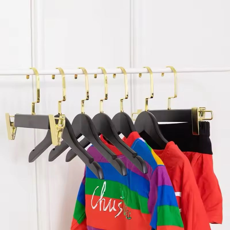 LUXURY WOODEN HANGERS