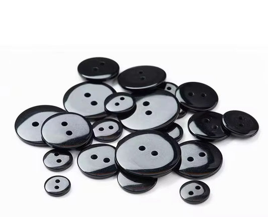 TWO HOLE BREAD BUTTON BLACK