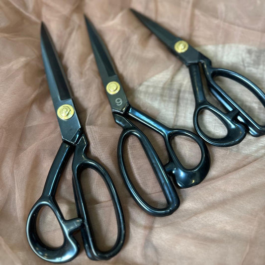 PROFESSIONAL TAILORING SCISSORS