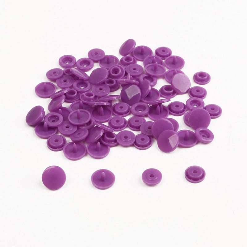 PLASTIC SNAP BUTTON T5