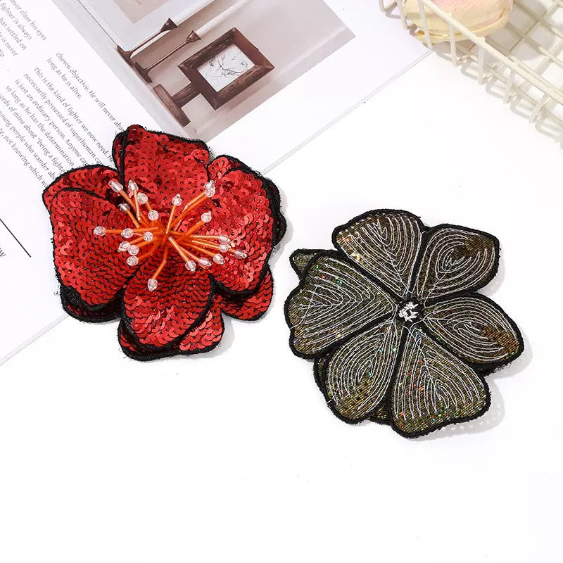 SEQUIN BLOSSOM APPLIQUE
