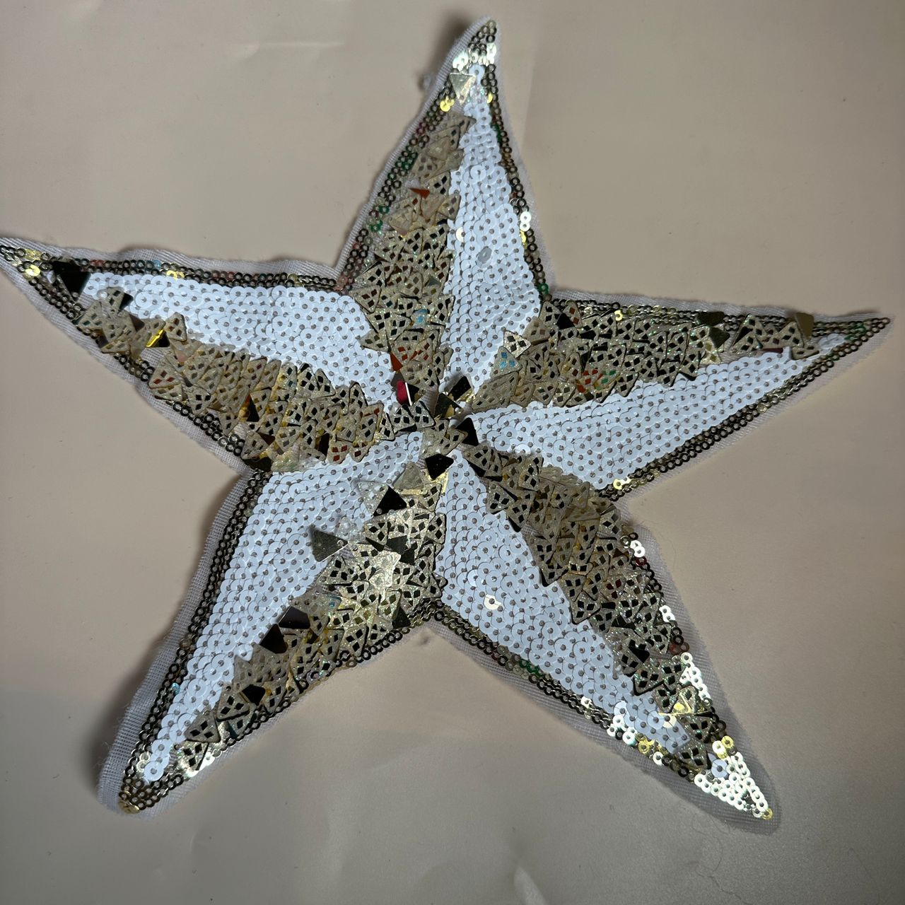 GOLD STAR FISH APPLIQUÉ