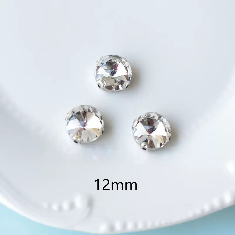 REAL CRYSTAL WITH CLAW SILVER