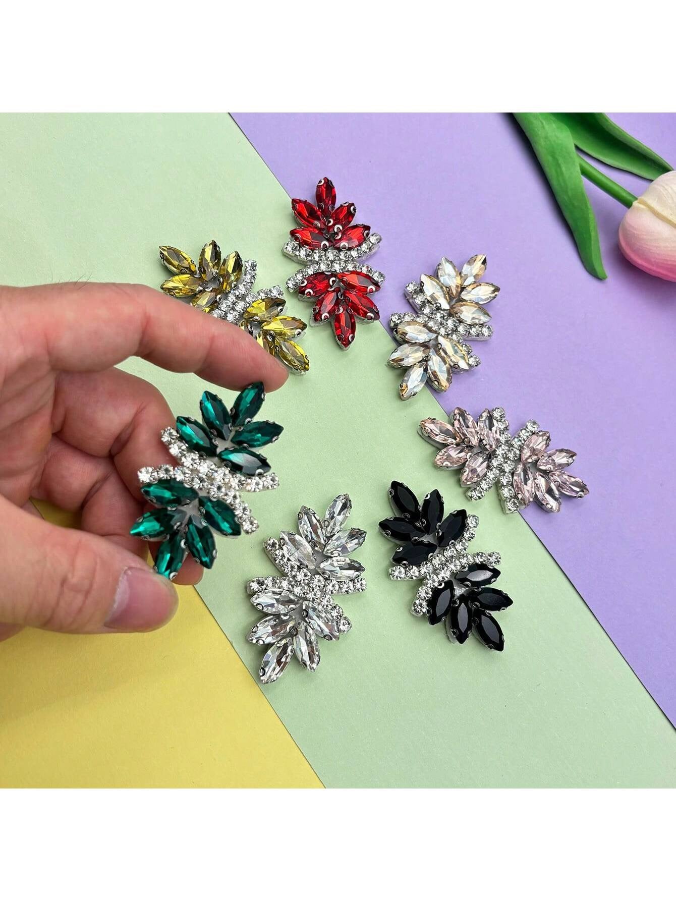 REGAL CRYSTAL APPLIQUE