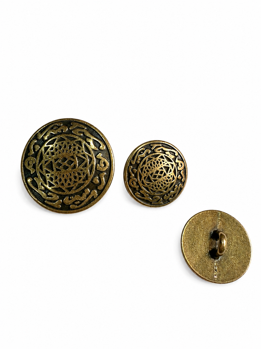 GERMAN METAL BUTTON