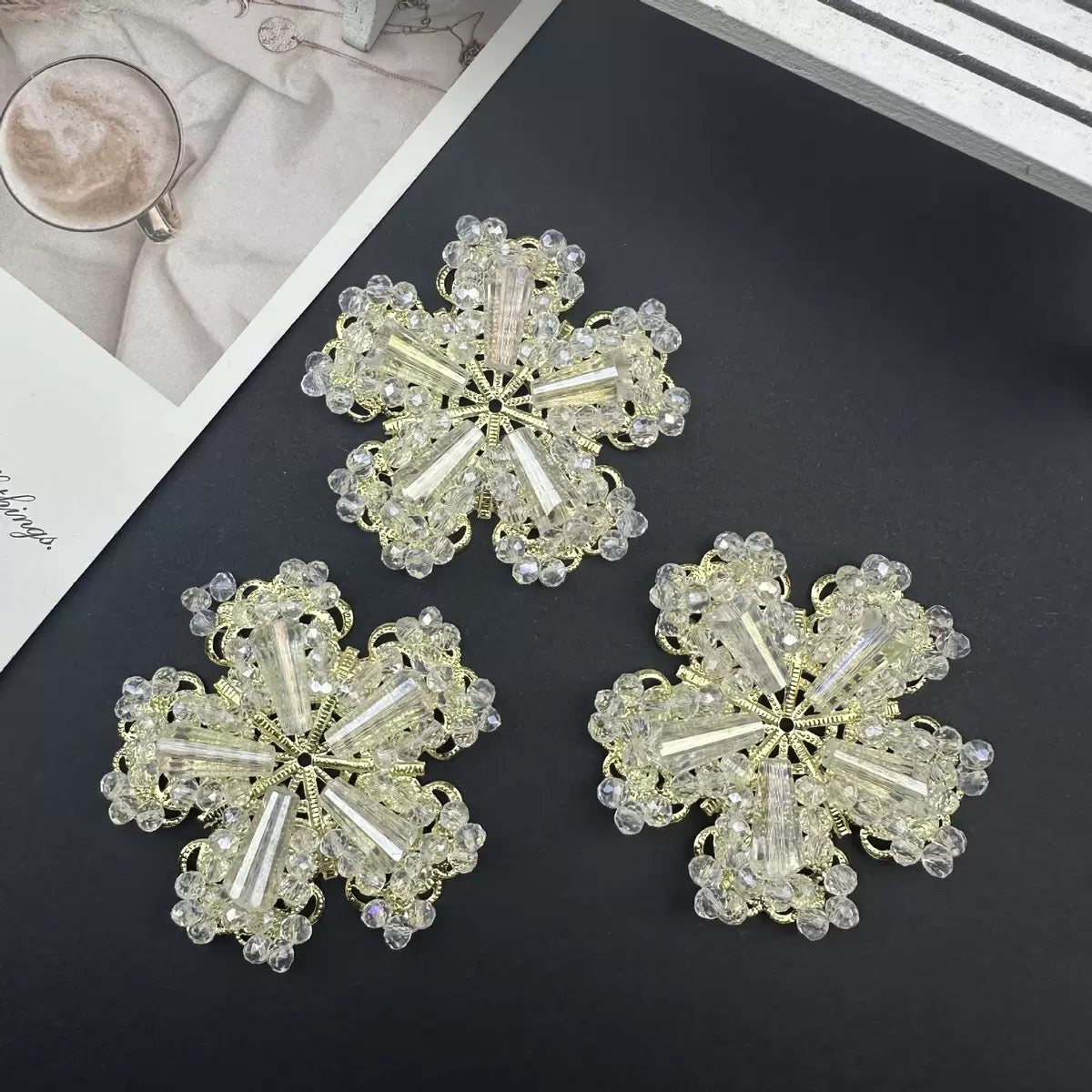 STAR AVA GRAND CRYSTAL APPLIQUE