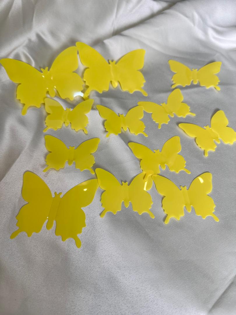3D MIRROR SEQUIN BUTTERFLY