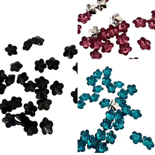 SMALL DAISY ACRYLIC CRYSTAL BUTTONS
